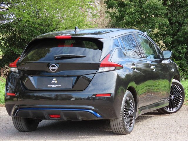 2022 NISSAN LEAF - Photo 4