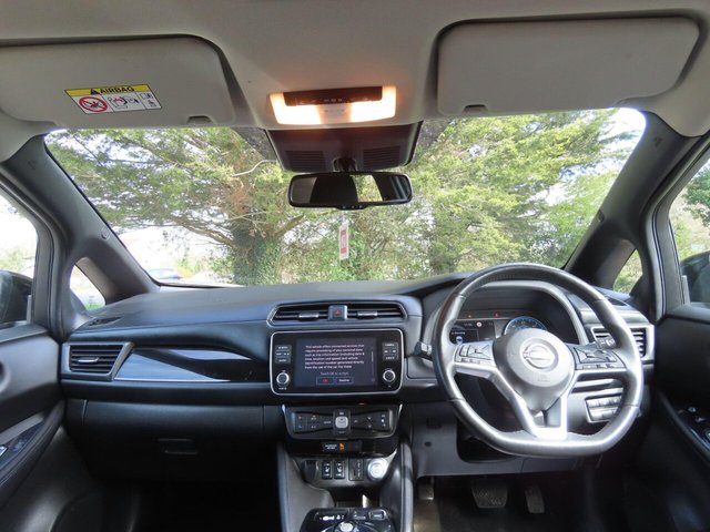 2022 NISSAN LEAF - Photo 7