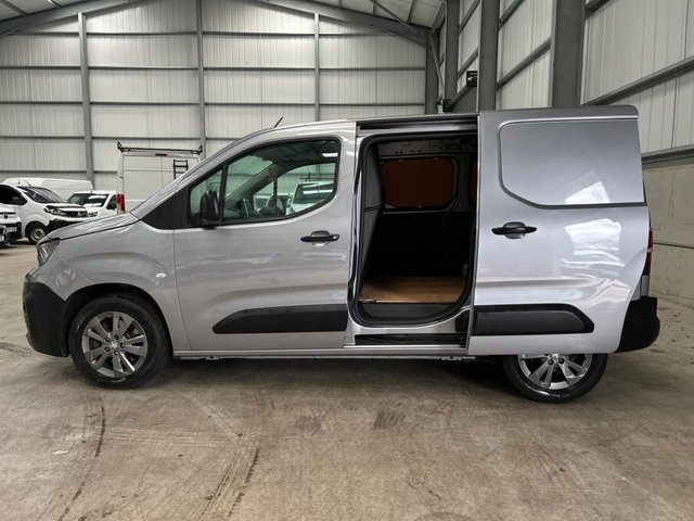 2023 PEUGEOT PARTNER - Photo 8