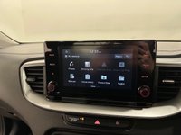 USED 2020 20 KIA XCEED 1.0 T-GDi 2 SUV 5dr Petrol Manual Euro 6 (s/s) (118 bhp) Euro 6 KIA Suv Featuring Copper Stone Metallic Paint , Cruise Control, Lane Assist , Apple Play Voice Control