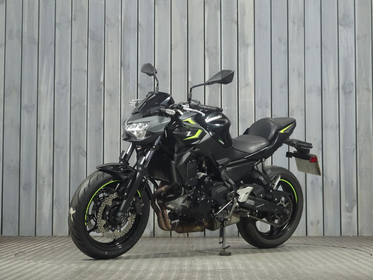 KAWASAKI Z650