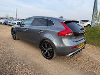 USED 2019 19 VOLVO V40 1.5 T2 R-Design Edition Hatchback 5dr Petrol Auto Euro 6 (s/s) (122 ps) 