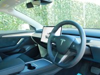 USED 2022 22 TESLA Model 3 Standard Range Plus Saloon 4dr Electric Auto RWD (241 bhp) 