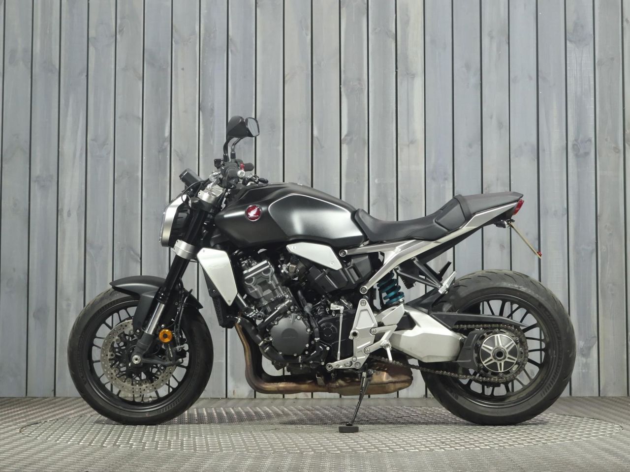 HONDA CB1000R