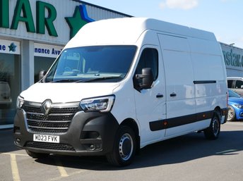 2023 RENAULT MASTER