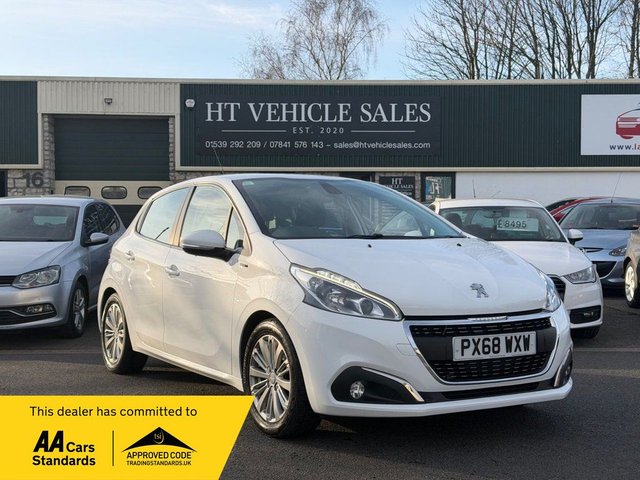 View our PEUGEOT 208