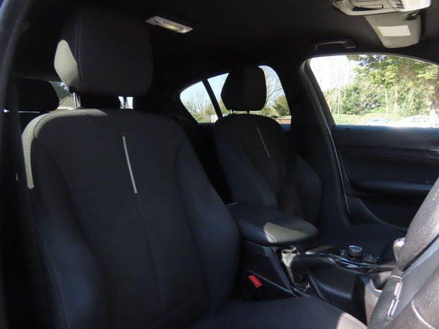 2012 BMW 1 SERIES - Photo 8