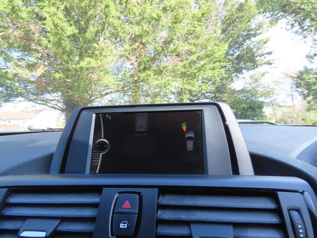 2012 BMW 1 SERIES - Photo 11