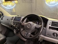 USED 2014 64 VOLKSWAGEN TRANSPORTER 2.0 BiTDI T30 Highline Kombi 4dr Diesel Manual L1 H1 (199 g/km, 178 bhp) DELIVERY AVAILABLE