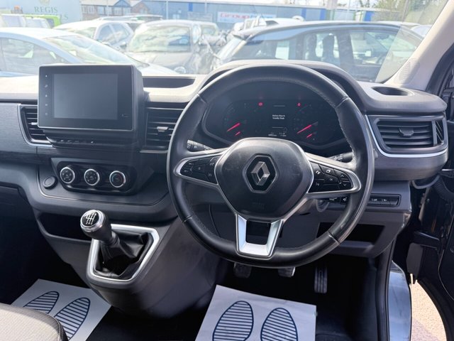 2023 RENAULT TRAFIC - Photo 12