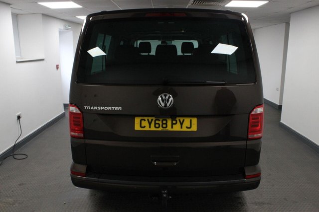 2019 VOLKSWAGEN TRANSPORTER SHUTTLE - Photo 5