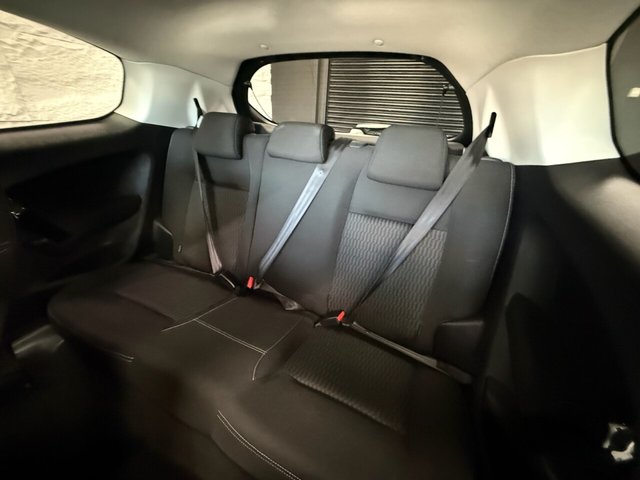 2017 PEUGEOT 208 - Photo 9