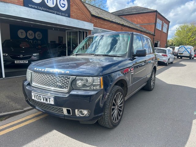 View our Land Rover Range Rover 4.4 TD V8 Vogue SUV 5dr Diesel Auto 4WD Euro 5 (313 bhp)