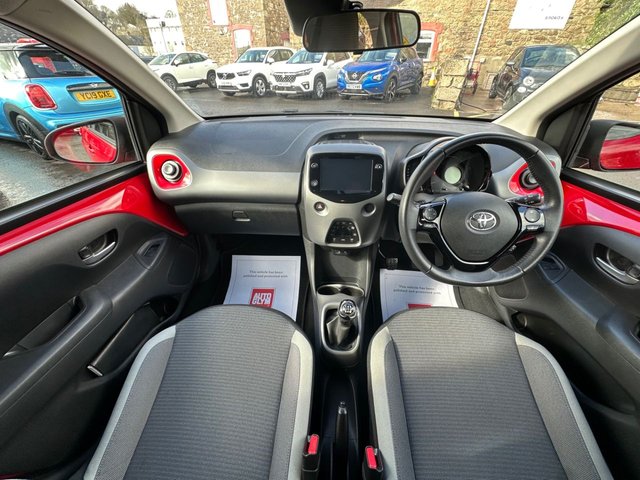 2020 TOYOTA AYGO - Photo 9