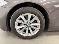 USED 2010 10 BMW 5 SERIES 3.0 525d SE Saloon 4dr Diesel Manual Euro 5 (204 ps) *&pound;8,278 WORTH OF FACTORY FITTED EXTRAS*