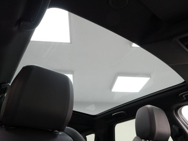 2022 Land Rover DISCOVERY SPORT - Photo 5