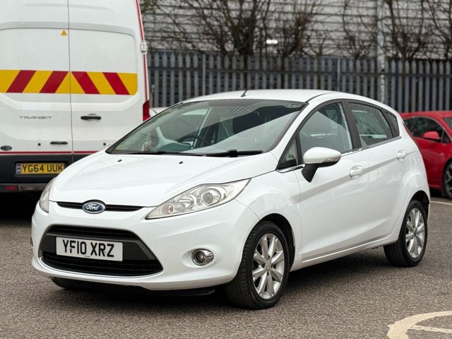 2010 FORD FIESTA - Photo 10