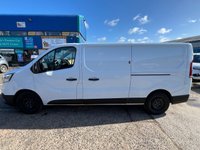 USED 2023 73 RENAULT TRAFIC 2.0 dCi Blue LL30 Advance Panel Van 5dr Diesel Manual L2 H1 Euro 6 (s/s) (130 ps) 
