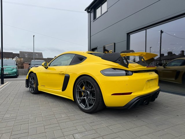 View our PORSCHE 718 CAYMAN