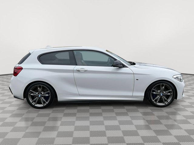 2016 BMW 1 SERIES - Photo 6