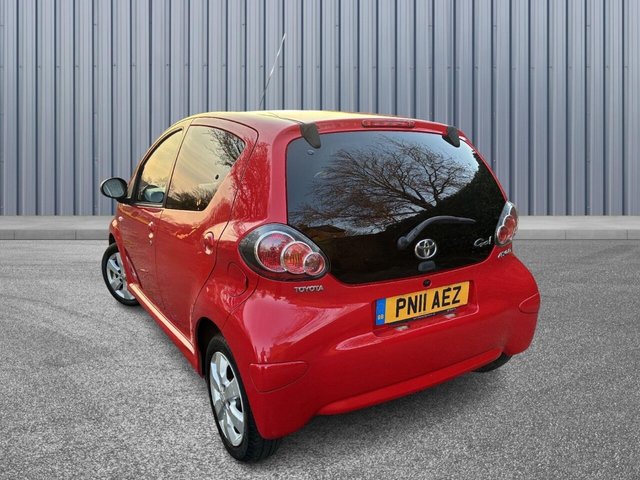 2011 TOYOTA AYGO - Photo 4