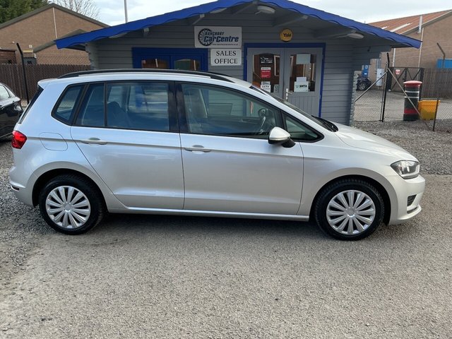 2016 VOLKSWAGEN GOLF SV - Photo 3