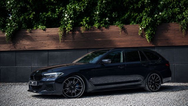 View our BMW 5 SERIES