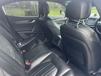 USED 2015 15 MASERATI GHIBLI 3.0D V6 Saloon 4dr Diesel ZF Euro 5 (s/s) (275 ps) GREAT VALUE MASERATI IN WHITE WITH BLACK LEATHER