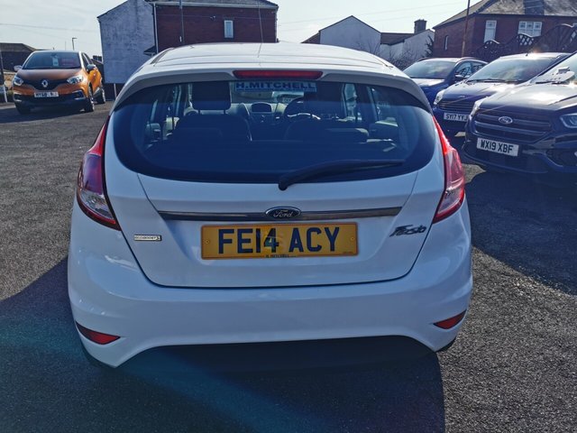 2014 FORD FIESTA - Photo 5