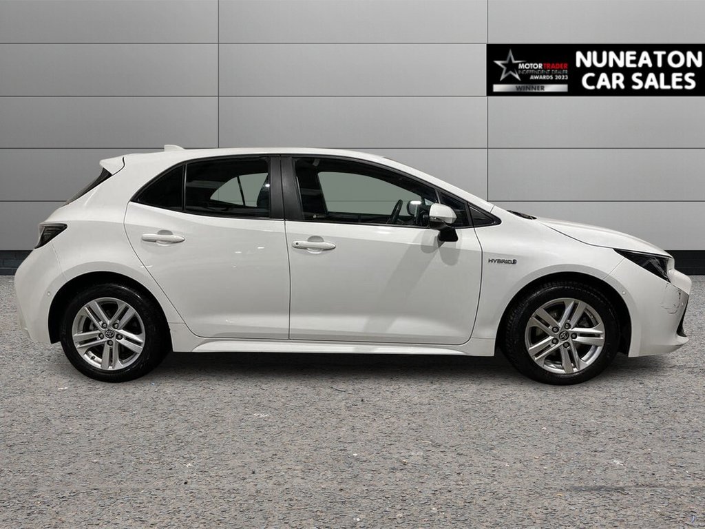 USED 2022 71 TOYOTA COROLLA 1.8 VVT-h GPF Icon Tech Hatchback 5dr Petrol Hybrid CVT Euro 6 (s/s) (122 ps) Great Service History