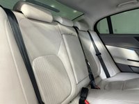 USED 2015 65 JAGUAR XE 2.0d Portfolio Saloon 4dr Diesel Auto Euro 6 (s/s) (180 ps) 