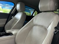 USED 2015 65 JAGUAR XE 2.0d Portfolio Saloon 4dr Diesel Auto Euro 6 (s/s) (180 ps) 