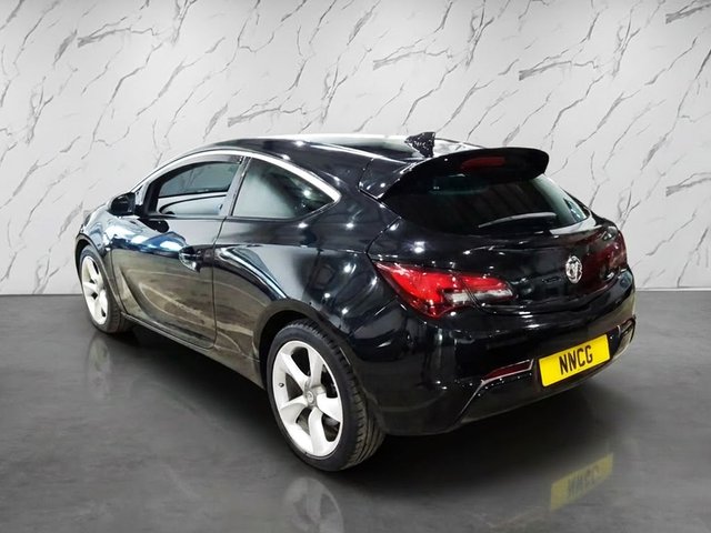 2017 VAUXHALL ASTRA GTC - Photo 3