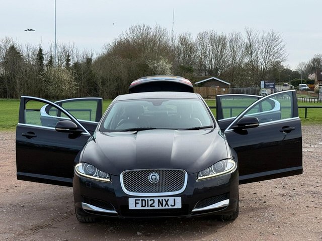 2012 JAGUAR XF - Photo 7