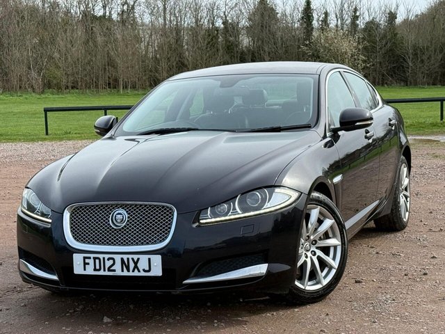 2012 JAGUAR XF - Photo 3