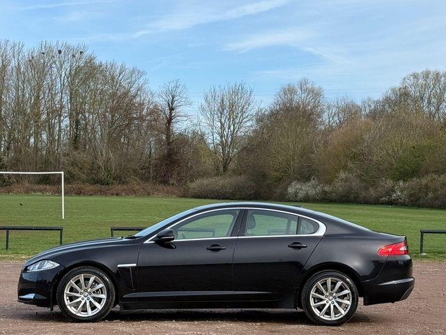 2012 JAGUAR XF - Photo 10