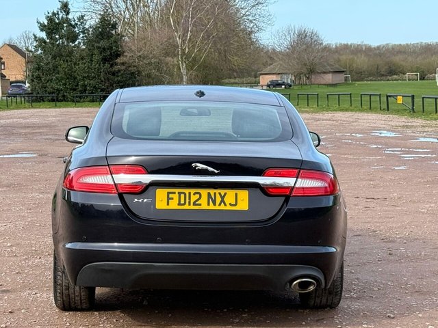 2012 JAGUAR XF - Photo 11