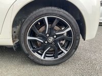 USED 2016 16 TOYOTA YARIS 1.33 Dual VVT-i Design Hatchback 5dr Petrol Manual Euro 6 (99 ps) 