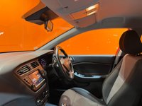 USED 2020 70 HYUNDAI I20 1.2 Play Hatchback 5dr Petrol Manual Euro 6 (s/s) (84 ps) Sat Nav. Camera. Cruise. DAB.