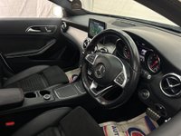 USED 2018 68 MERCEDES-BENZ GLA 1.6 GLA200 AMG Line (Premium Plus) 7G-DCT Euro 6 (s/s) 5dr PAN ROOF+TOP SPEC+19s+BLACK PK