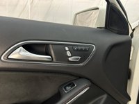 USED 2018 68 MERCEDES-BENZ GLA 1.6 GLA200 AMG Line (Premium Plus) 7G-DCT Euro 6 (s/s) 5dr PAN ROOF+TOP SPEC+19s+BLACK PK