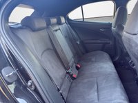 USED 2019 69 LEXUS UX 2.0 250h SUV 5dr Petrol Hybrid E-CVT Euro 6 (s/s) (184 ps) 