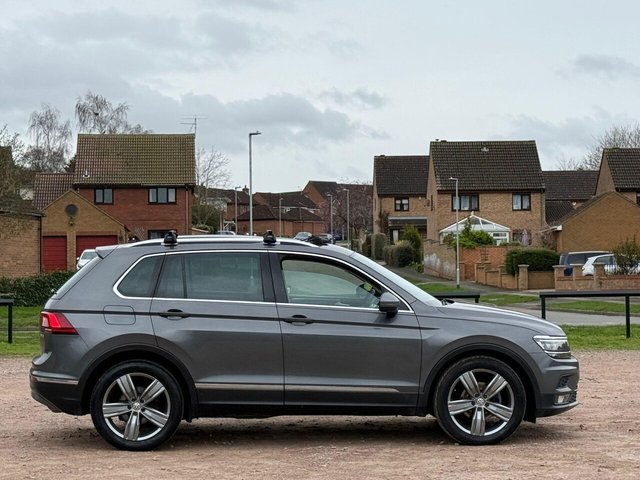 2017 VOLKSWAGEN TIGUAN - Photo 10