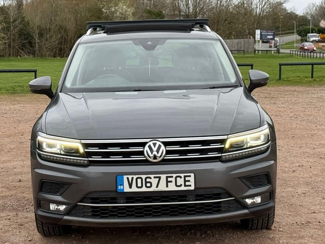 2017 VOLKSWAGEN TIGUAN - Photo 2
