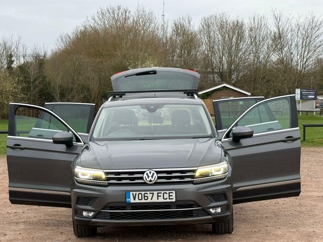 2017 VOLKSWAGEN TIGUAN - Photo 7