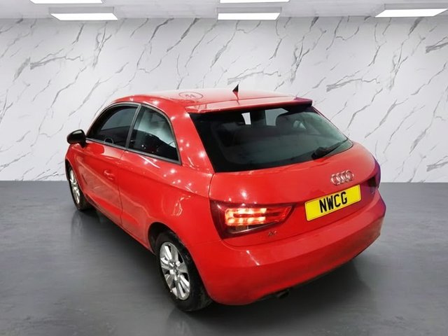 2012 AUDI A1 - Photo 3