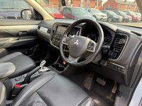 USED 2014 64 MITSUBISHI OUTLANDER 2.0h 12kWh GX4hs SUV 5dr Petrol Plug-in Hybrid CVT 4WD Euro 5 (s/s) (200 ps) HEATED FRONT SEATS, CRUISE CONTROL