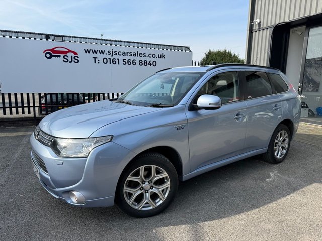 2014 64 Mitsubishi Outlander 2.0h 12kWh GX4hs SUV 5dr Petrol Plug-in Hybrid CVT 4WD Euro 5 (s/s) (200 ps)