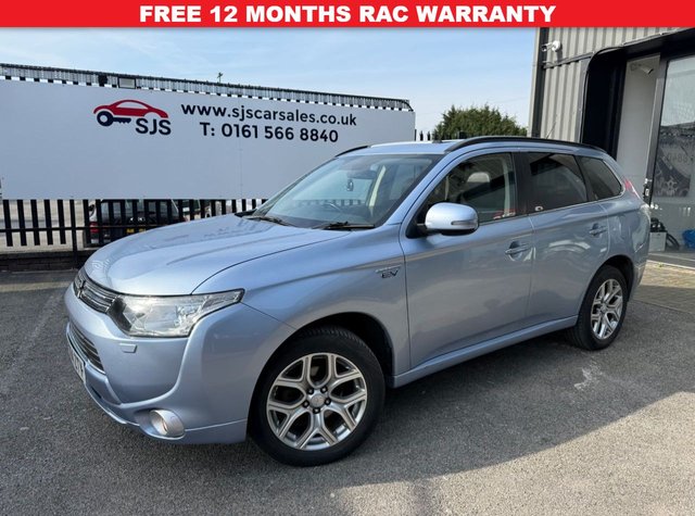 2014 OUTLANDER 2.0H 12KWH GX4HS SUV 5DR PETROL PLUG IN HYBRID CVT 4WD EURO... photo