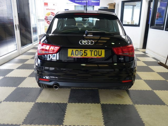 2015 AUDI A1 - Photo 7